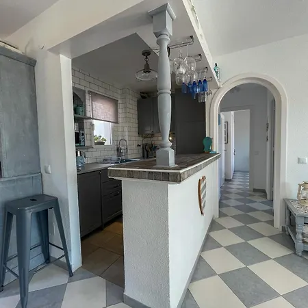 Lomas De Apartment