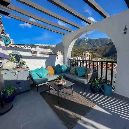 Lomas De Apartment *